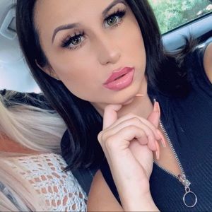 Meet your Posher, Jennah